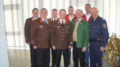 Gruppenfoto-1200x675