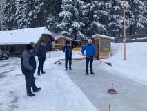 Eisschiessen-Senioren-5